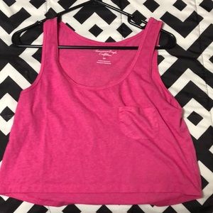 Hot pink crop top😍